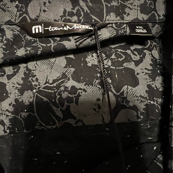 NWT Travis Matthew Misplaced Memory Short Sleeve Button Down Shirt - Picture 7 of 15